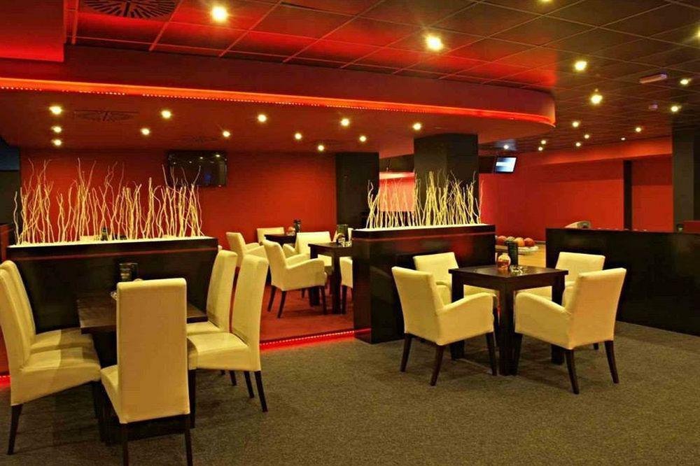 Hotel Palcát Tábor Esterno foto